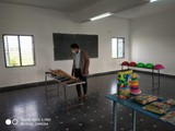 EDUCATIONAL TOYS ROOM (3)